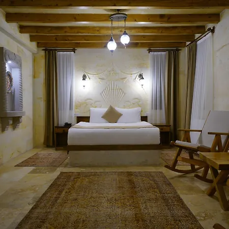 Enjoy Stone Готель *